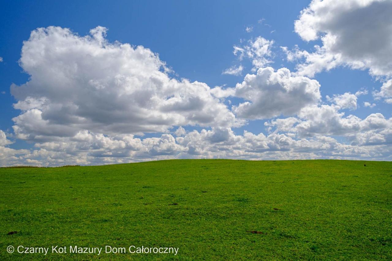 Czarny Kot Mazury Dom Caloroczny Villa Malkinie Luaran gambar