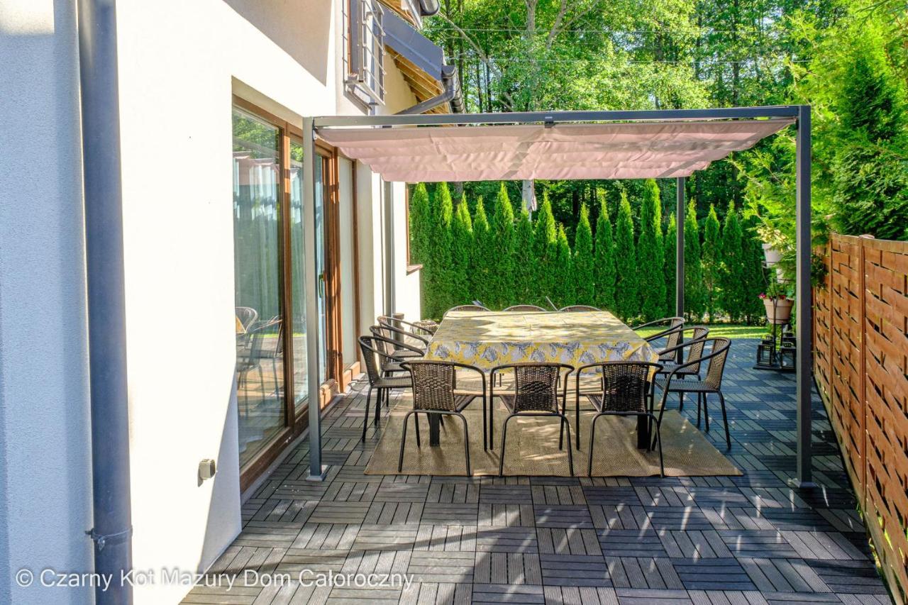 Czarny Kot Mazury Dom Caloroczny Villa Malkinie Luaran gambar
